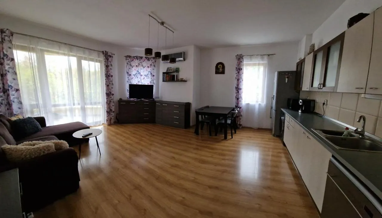 Luxury Apartment With Swimming Pool , Lovely Garden , Bbq Place Varna Bulgaria